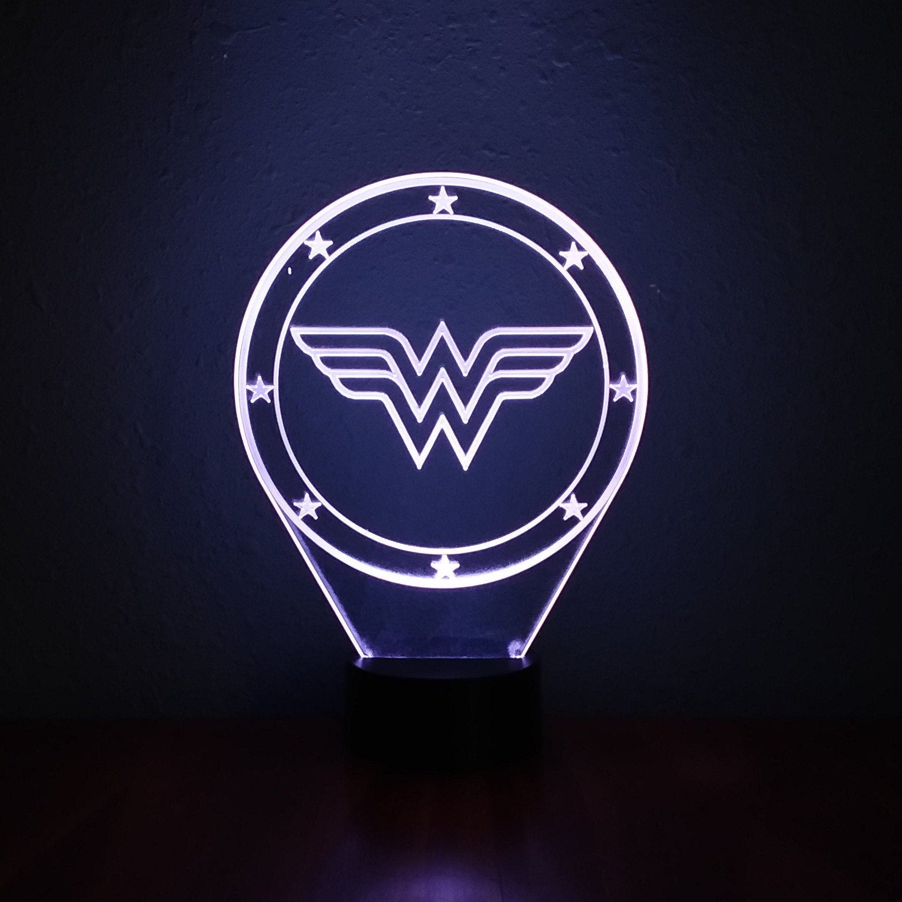 Awesome "Wonder Woman" 3D LED Lamp (1255) - FREE SHIPPING!