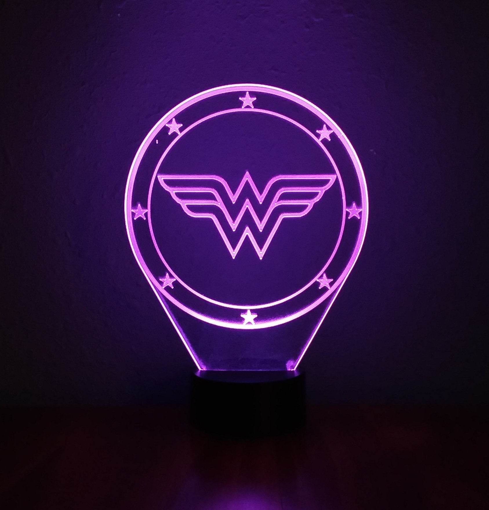 Awesome "Wonder Woman" 3D LED Lamp (1255) - FREE SHIPPING!